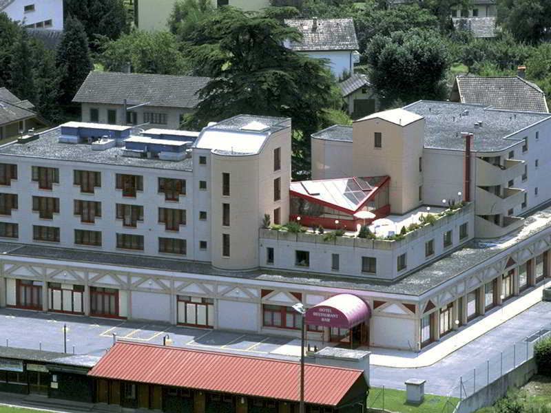 Hotel Le Cedre Bex Bagian luar foto